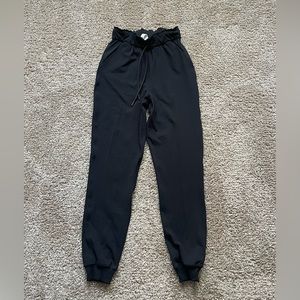 Lululemon Stretch High-Rise Jogger